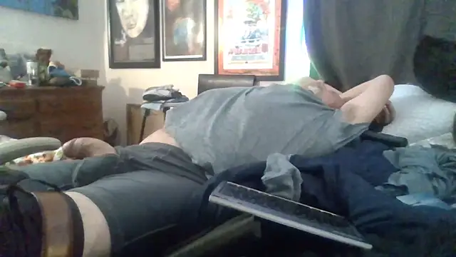 Snapshot of den-rock4u chatting on 11.11.25 den-rock4u online show from 11.11.25