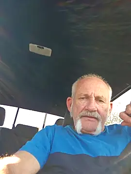 Snapshot of den-rock4u chatting on 11.25.25 den-rock4u online show from 11.25.25