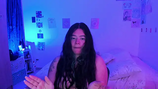 Snapshot of StephaniFox chatting on 12.26.24 StephaniFox online show from 12.26.24