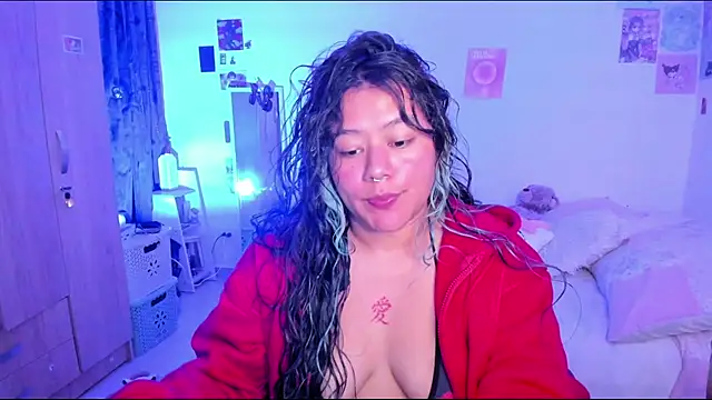 Snapshot of StephaniFox chatting on 01.22.25 StephaniFox online show from 01.22.25