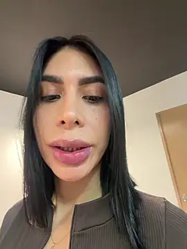 Snapshot of Dj_scarlettmorreti chatting on 05.22.26 Dj scarlettmorreti online show from 05.22.26