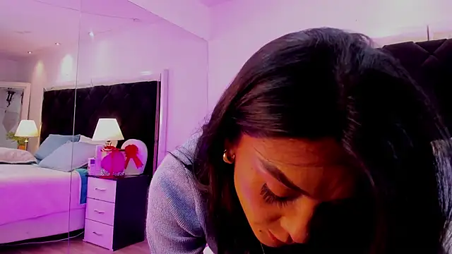 Holly Brensonexx  online show from 02.16.25