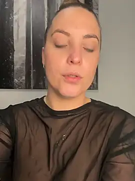 Snapshot of LiliMorganxxx chatting on 03.23.26 LiliMorganxxx online show from 03.23.26