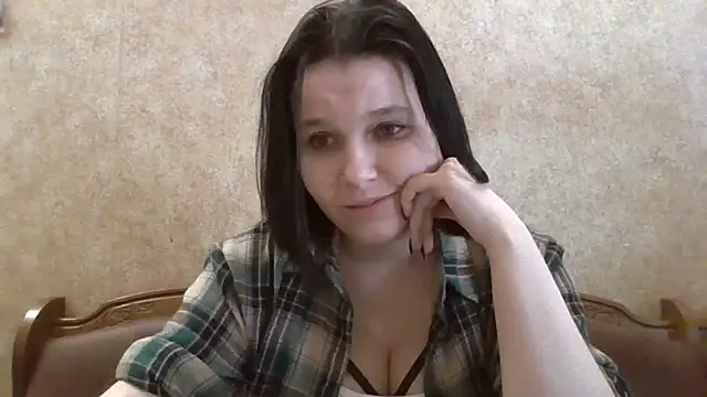 Snapshot of JeorginaJ chatting on 03.06.25 JeorginaJ online show from 03.06.25