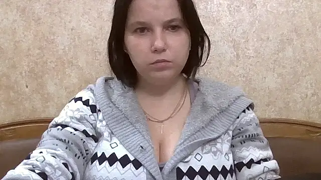 Snapshot of JeorginaJ chatting on 10.13.25 JeorginaJ online show from 10.13.25