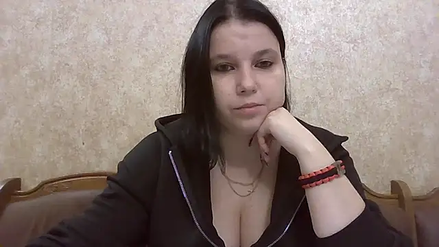 Snapshot of JeorginaJ chatting on 10.20.25 JeorginaJ online show from 10.20.25