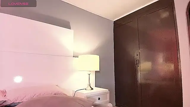 Tamaraakins online show from 10.08.25