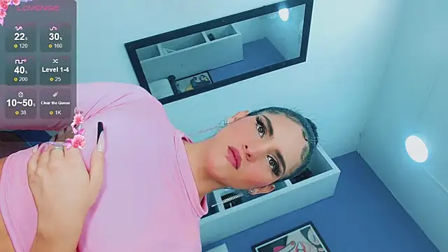 Snapshot of valentina_princess_ chatting on 03.02.25 valentina princess online show from 03.02.25