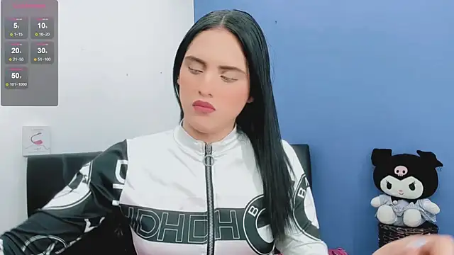 Snapshot of valentina_princess_ chatting on 09.24.25 valentina princess online show from 09.24.25