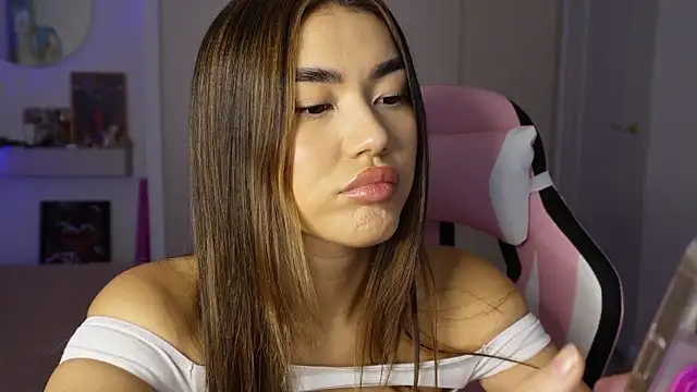 Shineel online show from 11.24.25