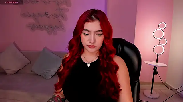 ViolettCastel online show from 10.06.25