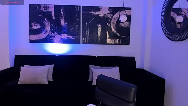 ViolettCastel online show from 10.21.25