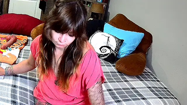 Snapshot of ZeelaXoXo chatting on 03.22.26 ZeelaXoXo online show from 03.22.26