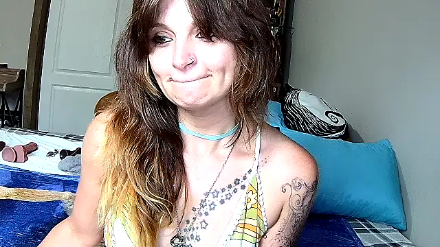 Snapshot of ZeelaXoXo chatting on 03.31.26 ZeelaXoXo online show from 03.31.26