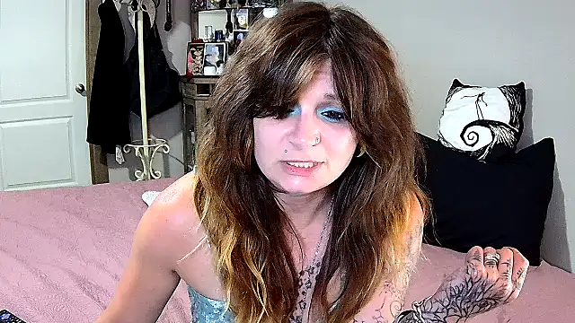 Snapshot of ZeelaXoXo chatting on 04.05.26 ZeelaXoXo online show from 04.05.26