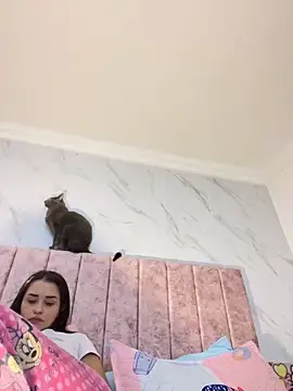 Kimmymadison- online show from 06.07.26
