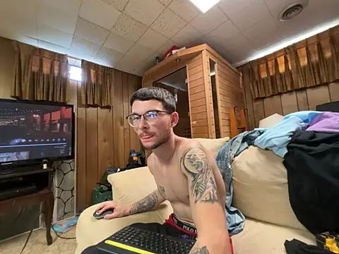 hungkubenski online show from 10.26.25