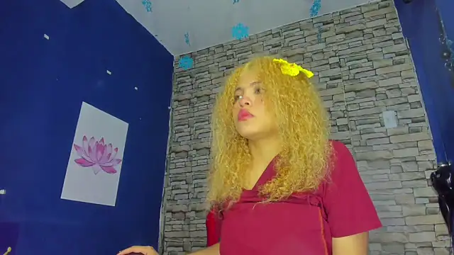 sofiacastillo01 online show from 02.16.25