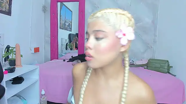 sofiacastillo01 online show from 06.21.26