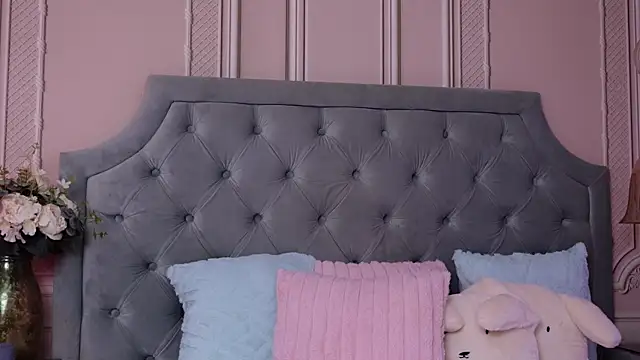 LucyAddison online show from 06.14.26