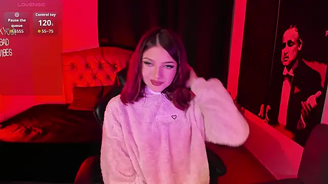 Snapshot of VictoriaRosse_ chatting on 05.23.26 VictoriaRosse online show from 05.23.26