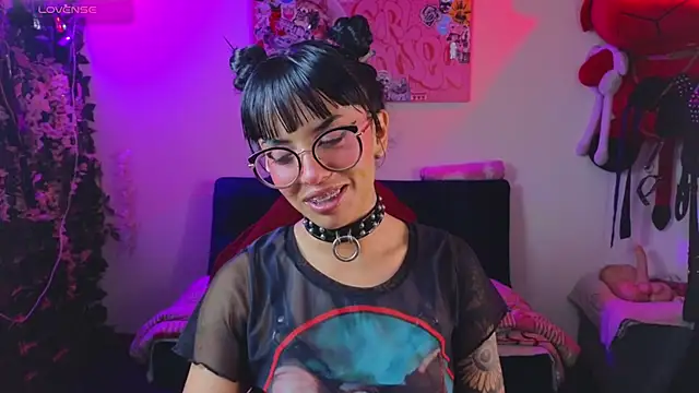 Snapshot of Dann_dan chatting on 03.05.26 Dann dan online show from 03.05.26