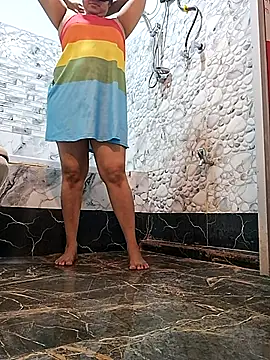 SriHotx online show from 05.08.26