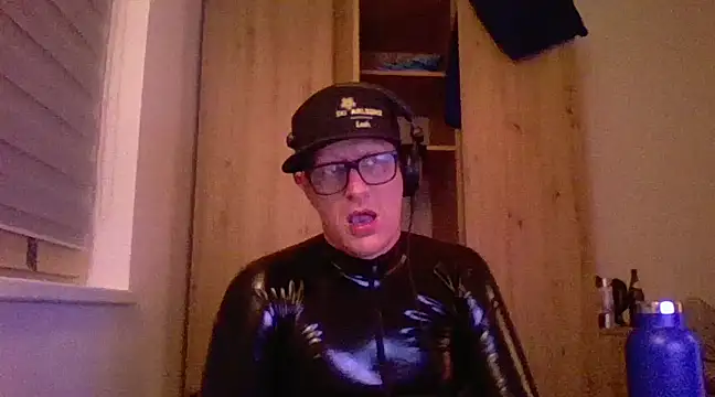 Bigthroaterboy online show from 03.03.25