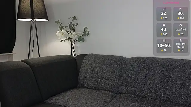 Snapshot of Sara_Tranquil chatting on 12.30.24 Sara Tranquil online show from 12.30.24