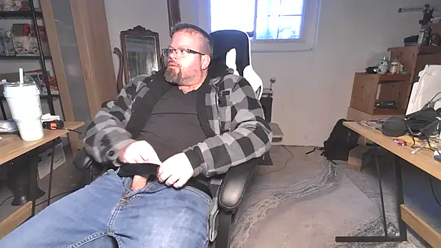 Snapshot of MagnusCockus chatting on 03.02.25 MagnusCockus online show from 03.02.25