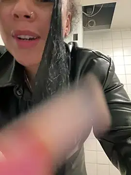 HaileyDiana online show from 03.10.25