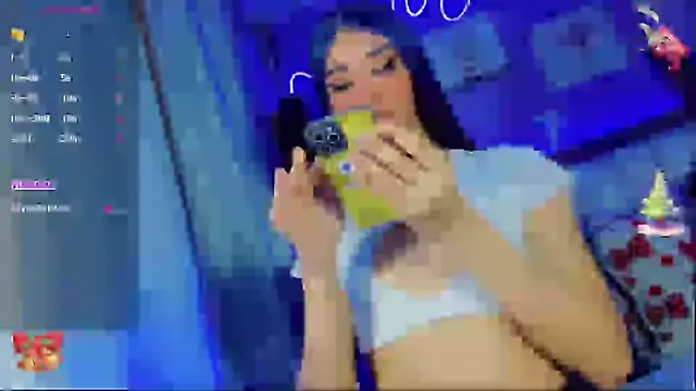 Snapshot of Baby_Aliz chatting on 12.11.24 Baby Aliz online show from 12.11.24