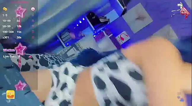 Snapshot of Baby_Aliz chatting on 02.05.25 Baby Aliz online show from 02.05.25