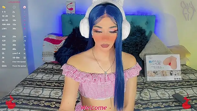 Snapshot of Baby_Aliz chatting on 10.22.25 Baby Aliz online show from 10.22.25