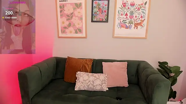 Melissa Koster online show from 10.08.25