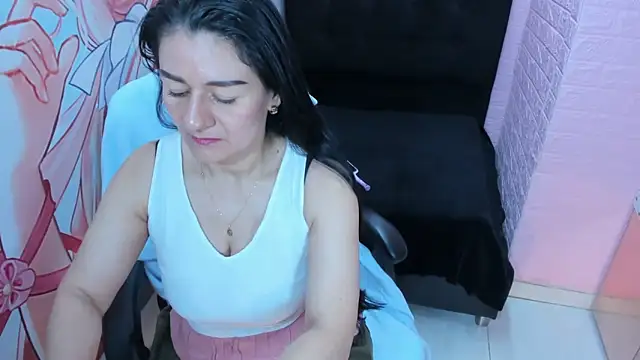 AllysonMilf69 online show from 04.30.26