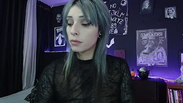 Snapshot of Goddess_Mortem chatting on 11.21.25 Goddess Mortem online show from 11.21.25