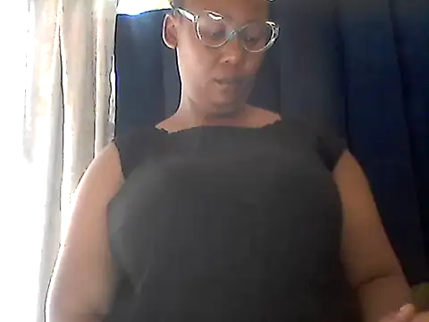 NippleMilkXx online show from 10.14.25