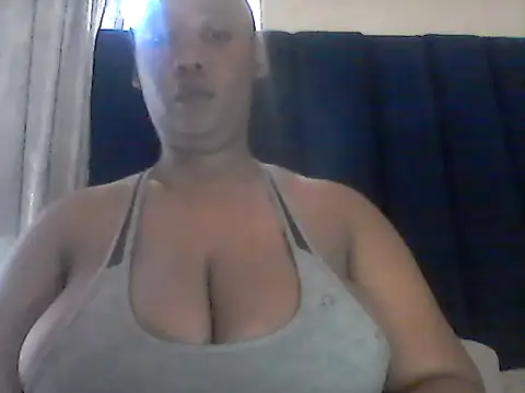 NippleMilkXx online show from 10.16.25