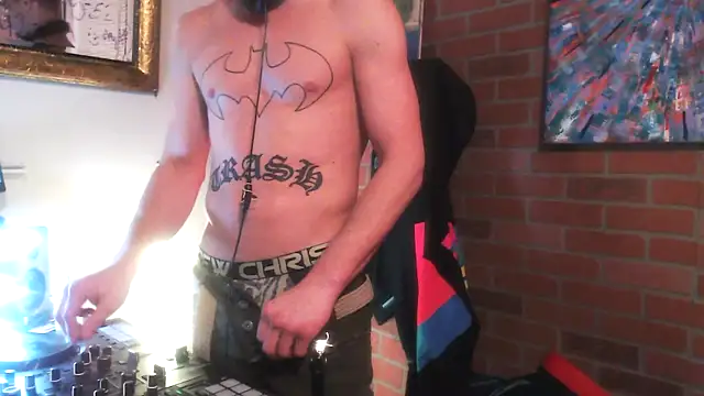 Snapshot of trash4cash chatting on 01.12.25 trash4cash online show from 01.12.25