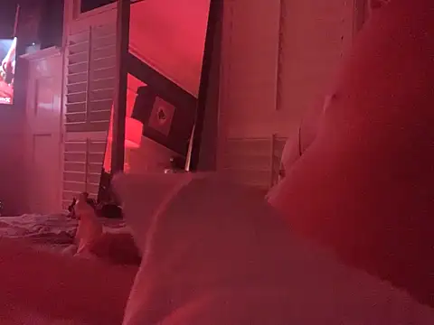 Snapshot of trash4cash chatting on 01.12.25 trash4cash online show from 01.12.25