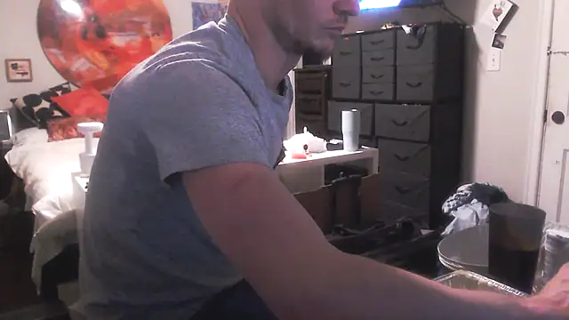 Snapshot of trash4cash chatting on 01.30.25 trash4cash online show from 01.30.25