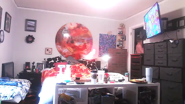 Snapshot of trash4cash chatting on 01.30.25 trash4cash online show from 01.30.25