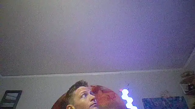 Snapshot of trash4cash chatting on 02.21.25 trash4cash online show from 02.21.25