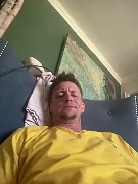 Snapshot of trash4cash chatting on 03.03.25 trash4cash online show from 03.03.25