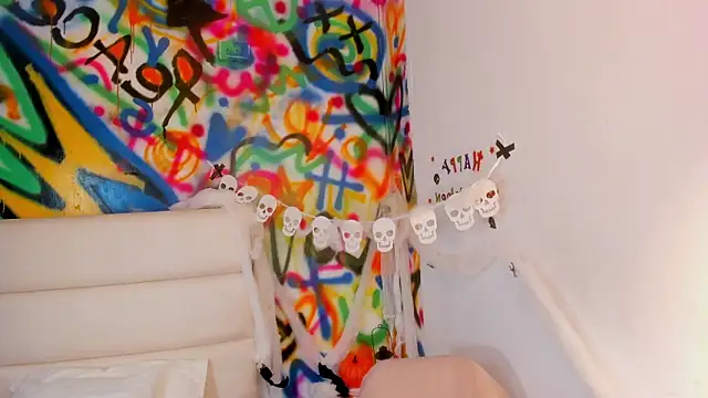 Liana Bernocchi online show from 10.10.25