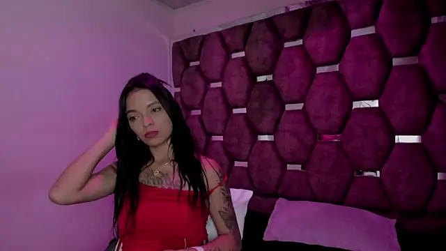 MaddyHudson online show from 05.01.26