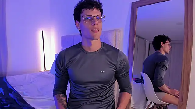 Snapshot of troy_palmer chatting on 03.24.26 troy palmer online show from 03.24.26