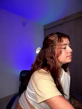 Snapshot of JoselinFlower_ chatting on 12.04.24 JoselinFlower online show from 12.04.24