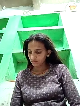 Baby  Shreya online show from 04.28.26